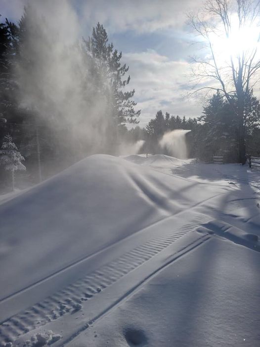 Snowmaking guns in action